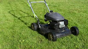 Read more about the article Fueling Success: A Guide for Homeowners on Choosing the Right Fuel for DIY Lawn Equipment